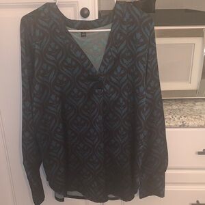 Ann Taylor Black & Teal Floral Long Sleeve VNeck Blouse Size XL